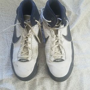 Nike Family Basketball sneakers - 10.5